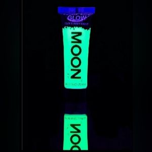 ♥New Glow Face N' Body Paint♥